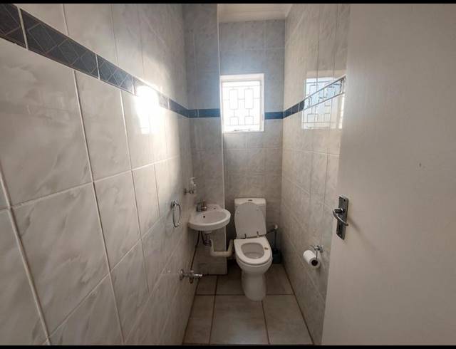 2 BEDROOM PROPERTY TO RENT IN LAUDIUM